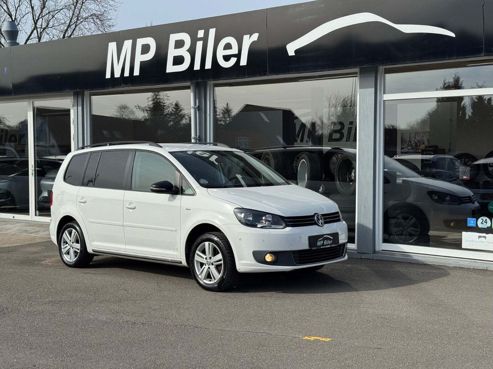 VW Touran 2,0 TDi 140 Comfortline BMT Van