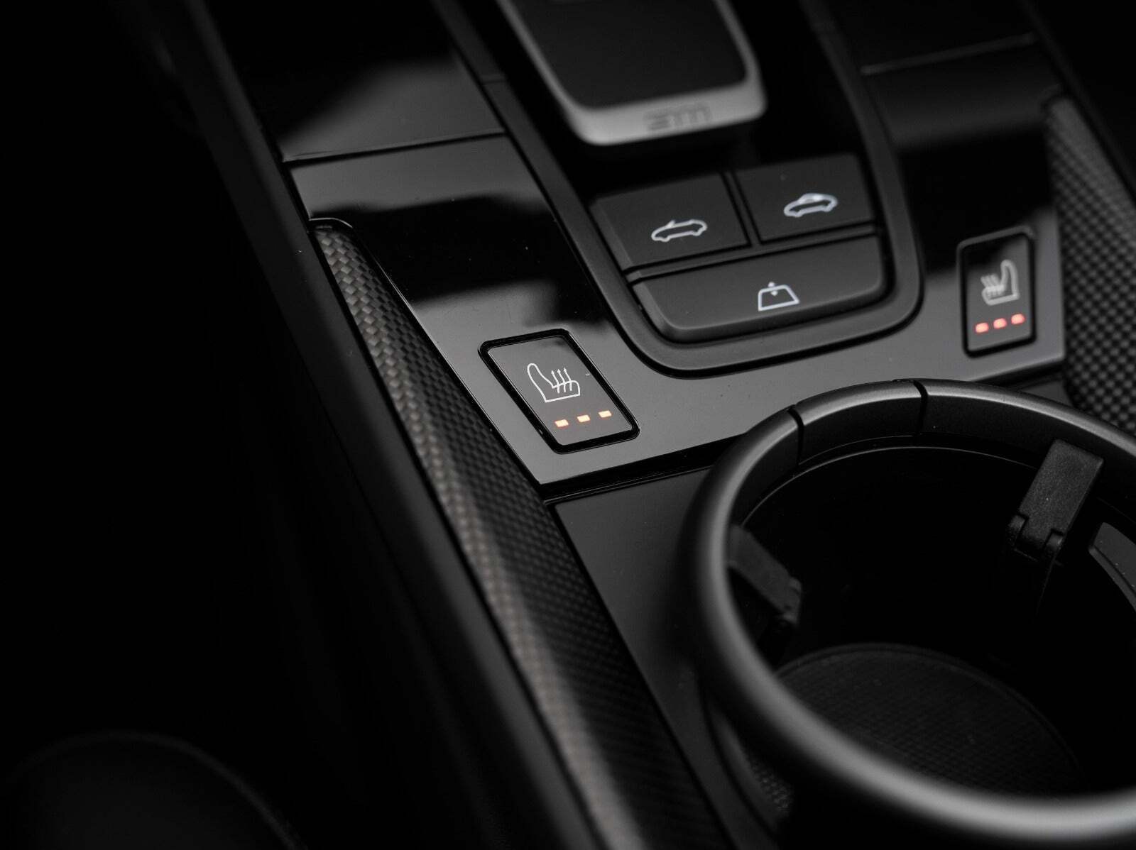 Grå Porsche 911 Carrera 4 GTS fra 2022