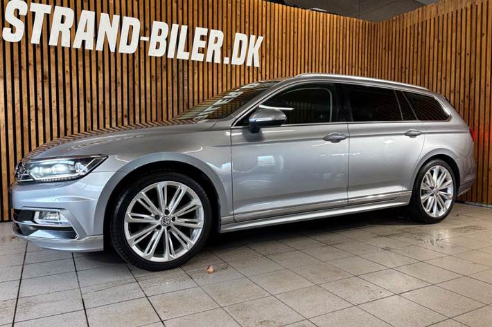 Sølv VW Passat fra 2018