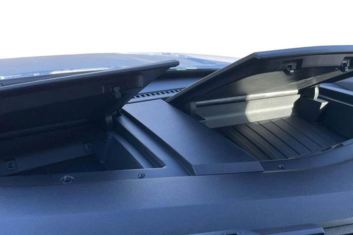 Hvid Renault Master V T33 fra 2025