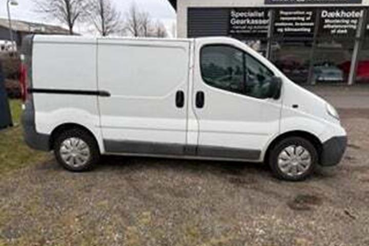 undefined Opel Vivaro fra 2011