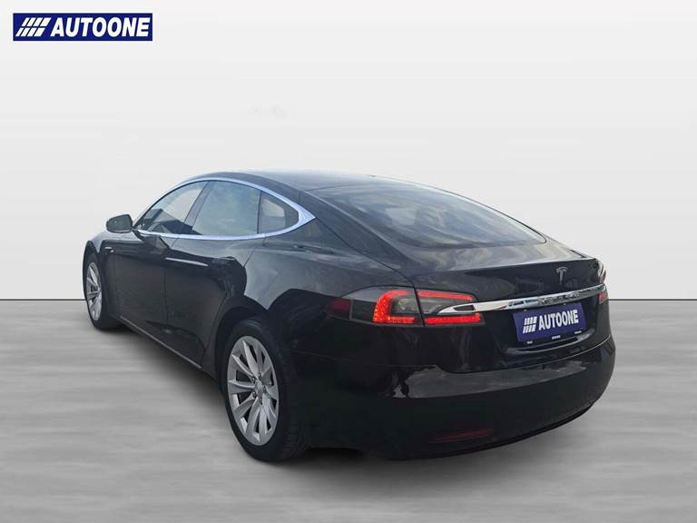 Tesla Model S 75D