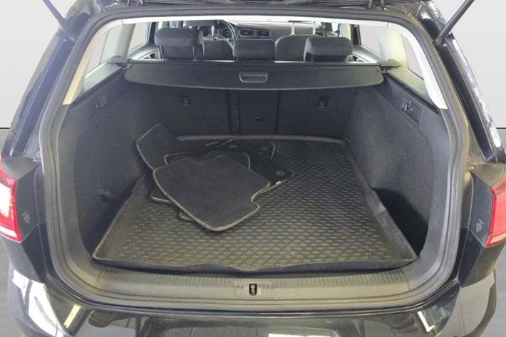 Sort VW Golf VII fra 2018