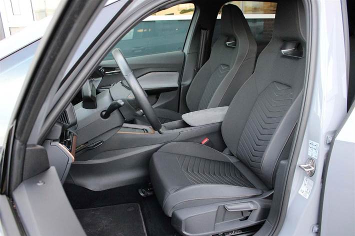 Grå Cupra Born fra 2022