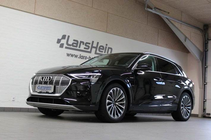 Sort Audi e-tron fra 2023
