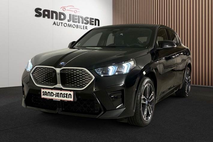 Sort BMW iX2 fra 2025
