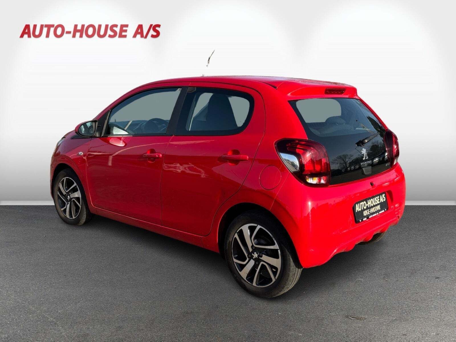 Rød Peugeot 108 fra 2020