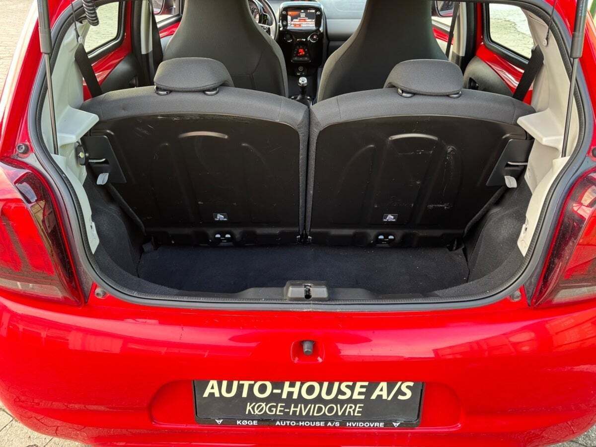 Rød Peugeot 108 fra 2020