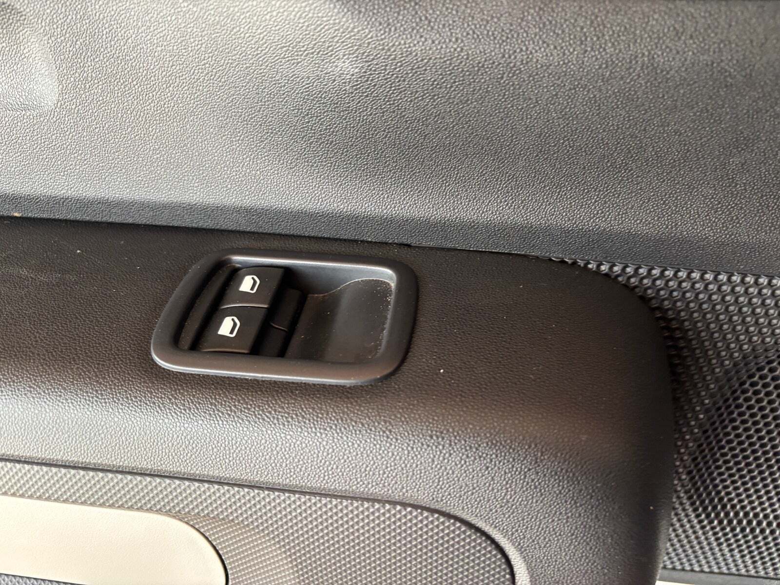 Rød Citroën C3 fra 2021