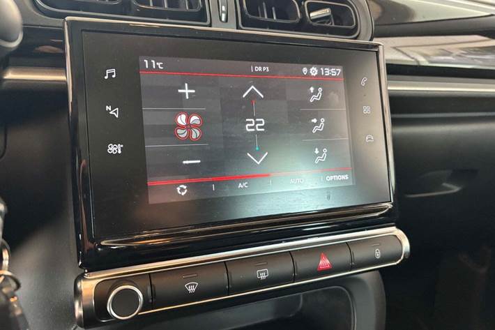 Rød Citroën C3 fra 2021