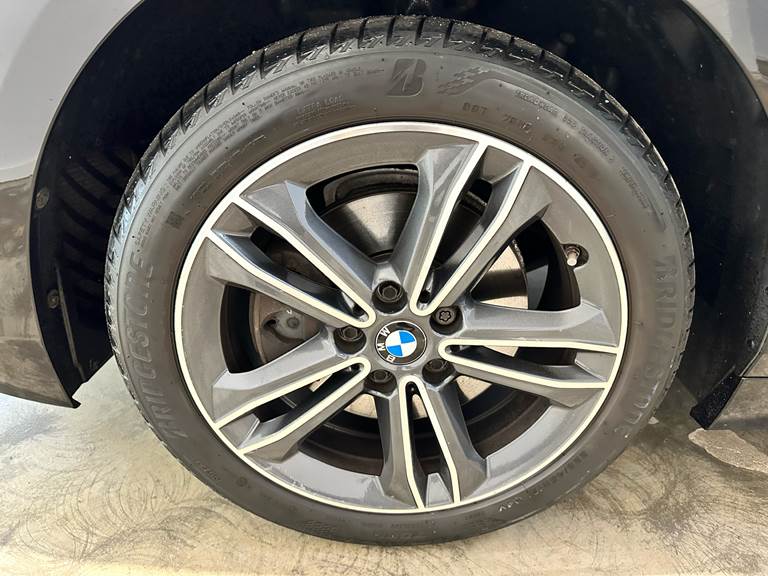 BMW 118i 1,5 Sport Line Steptronic 140HK 5d 7g Aut.