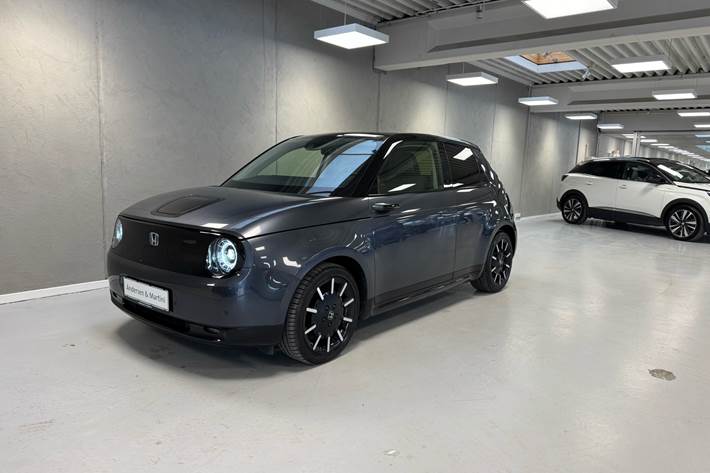 Grå Honda e fra 2023