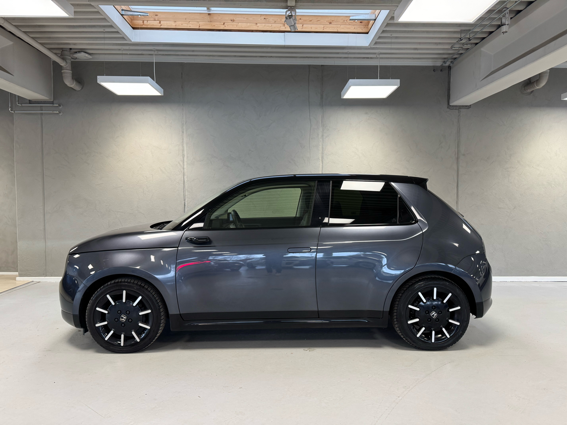 Honda e EL Advance CVT 154HK 5d Aut.