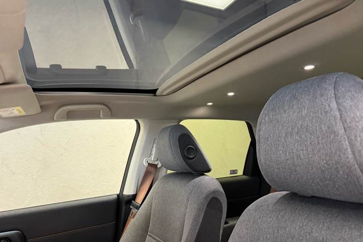 Grå Honda e fra 2023