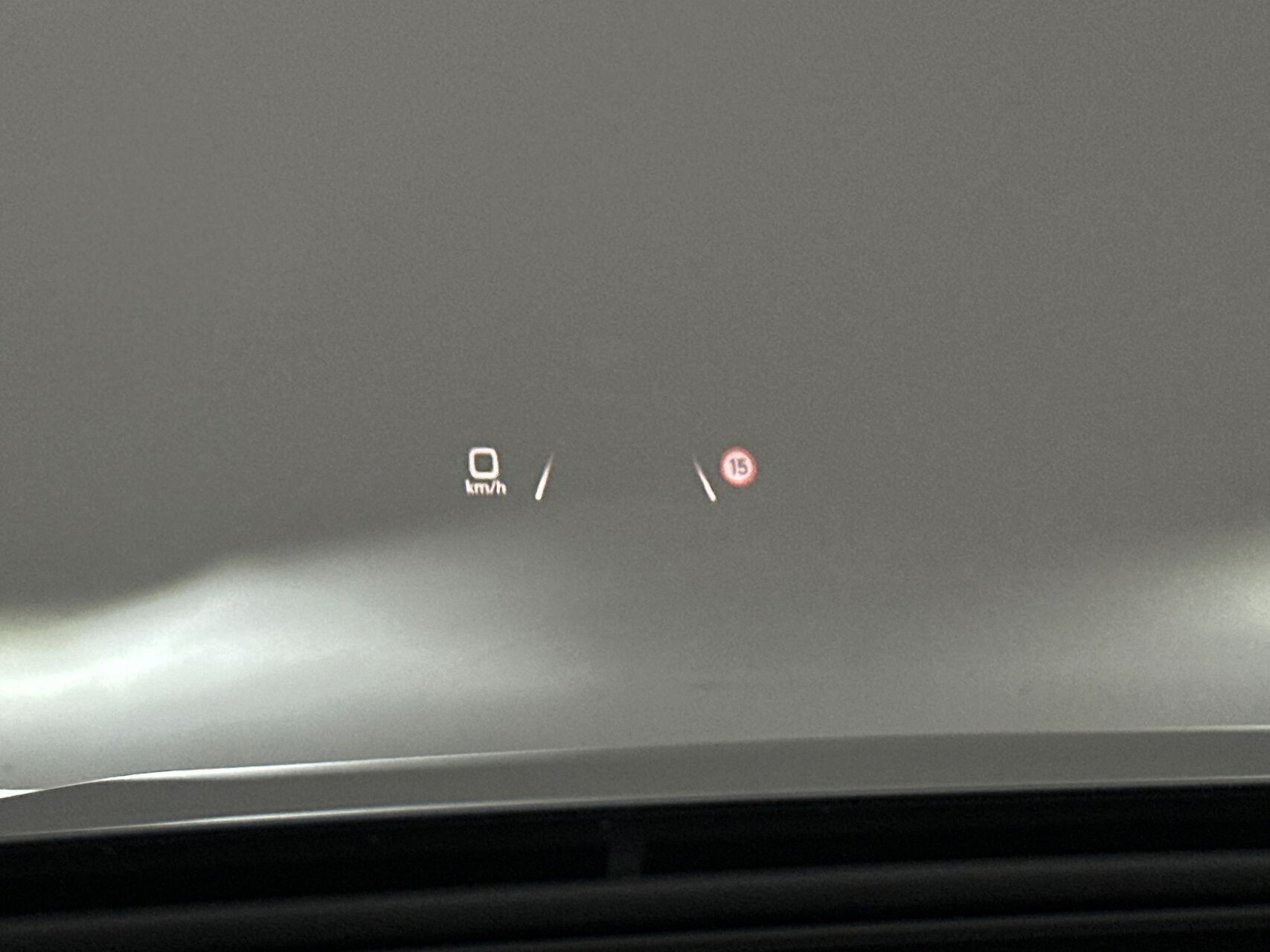 Grå Audi Q4 fra 2022