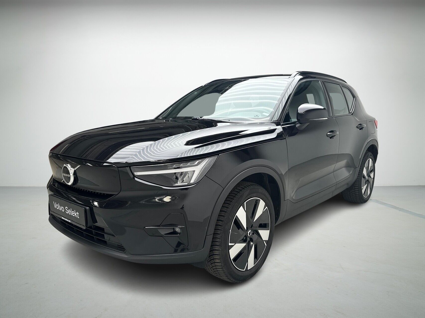 Volvo XC40 Recharge Extended Range Plus 252HK 5d Aut.