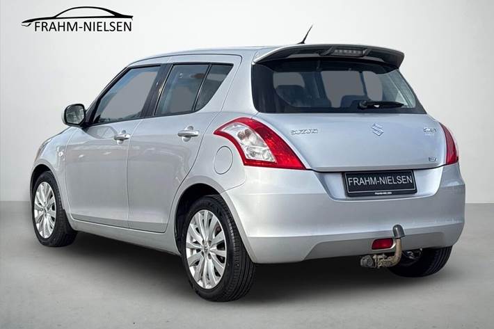 Sølv Suzuki Swift fra 2014