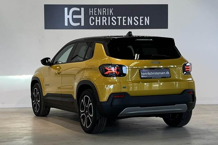 Gul Jeep Avenger fra 2023