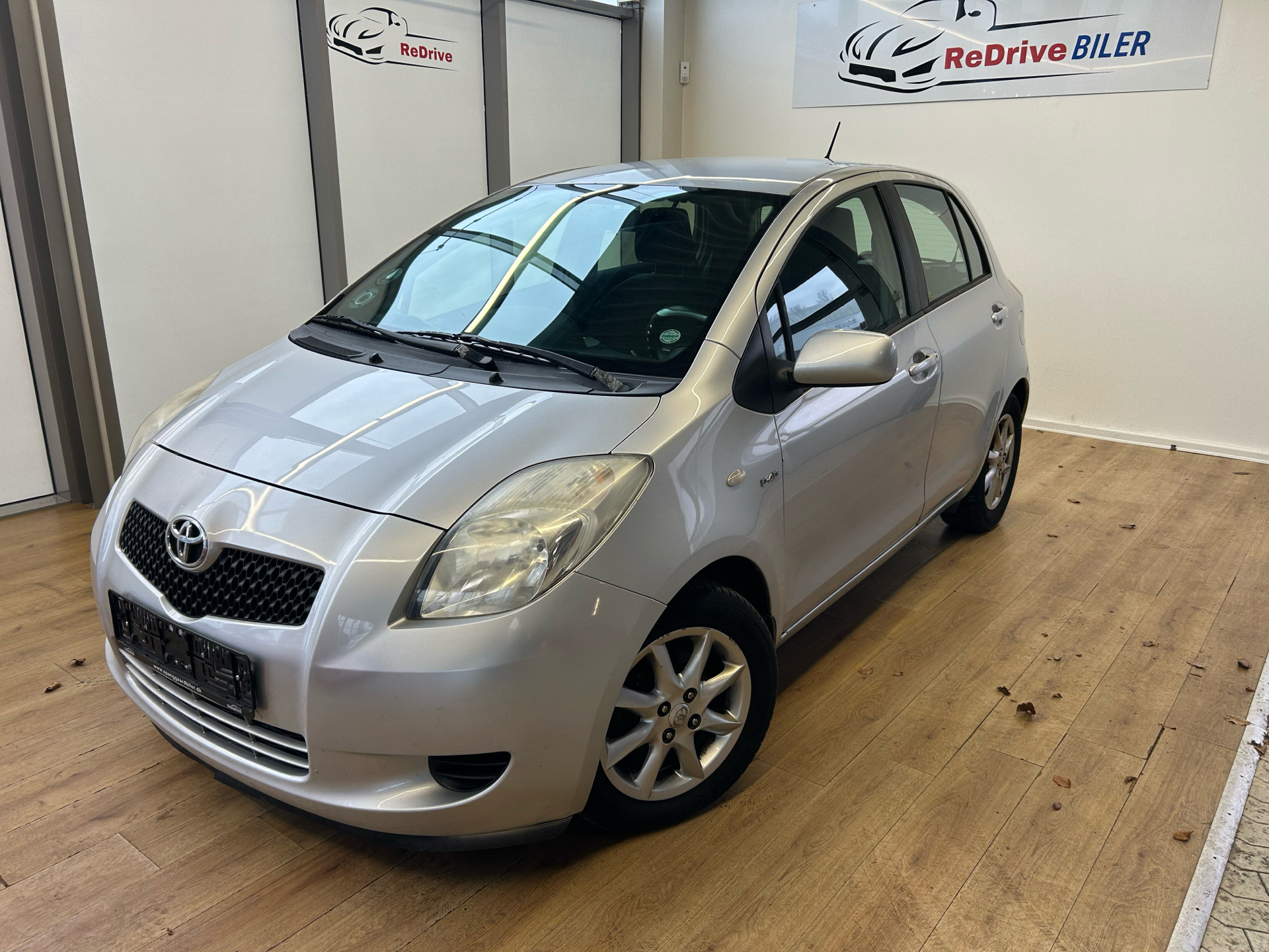 Toyota Yaris 1,4 D-4D aut. 5 dørs 90HK 5d