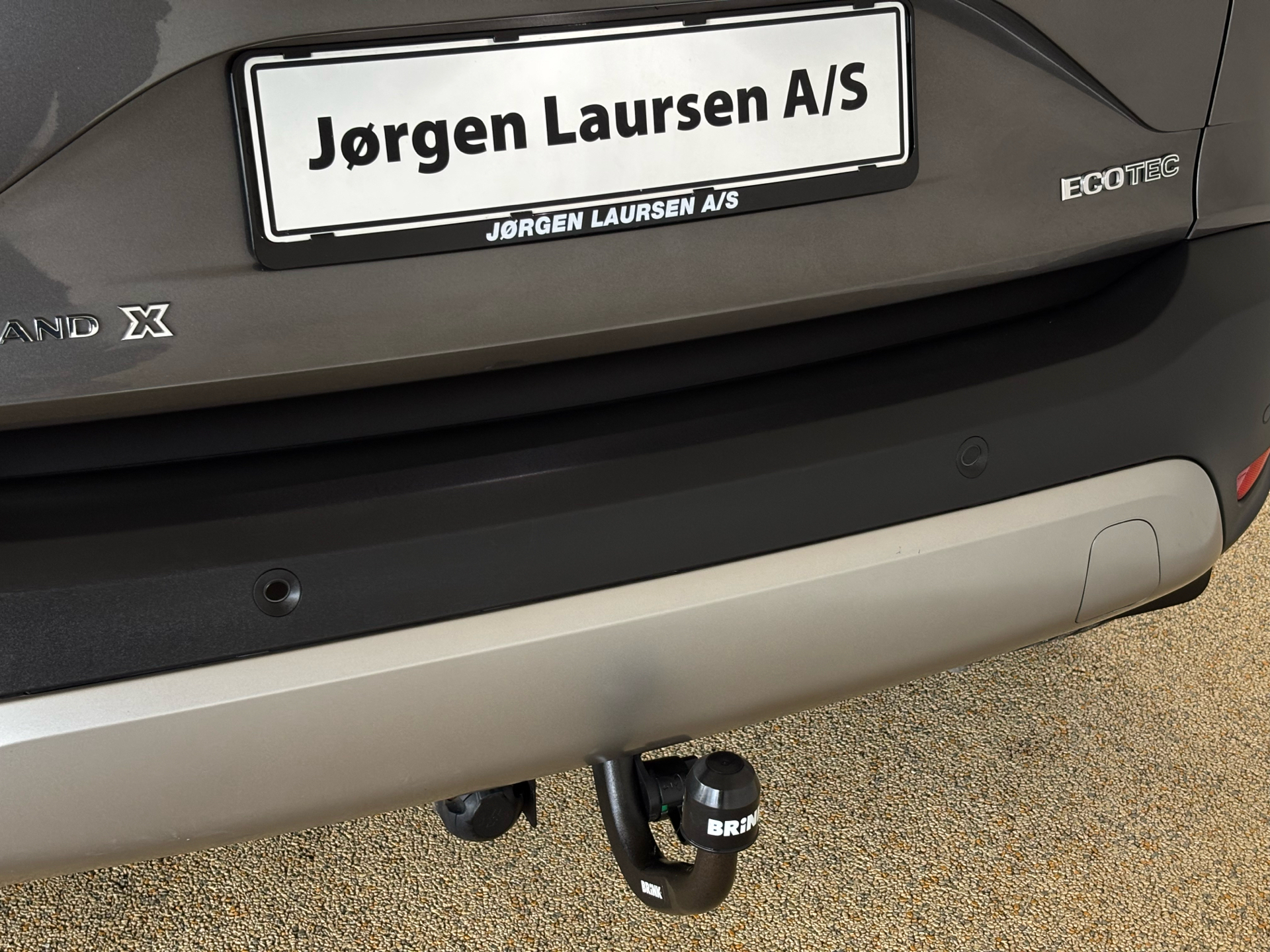 Sort Opel Crossland X fra 2020