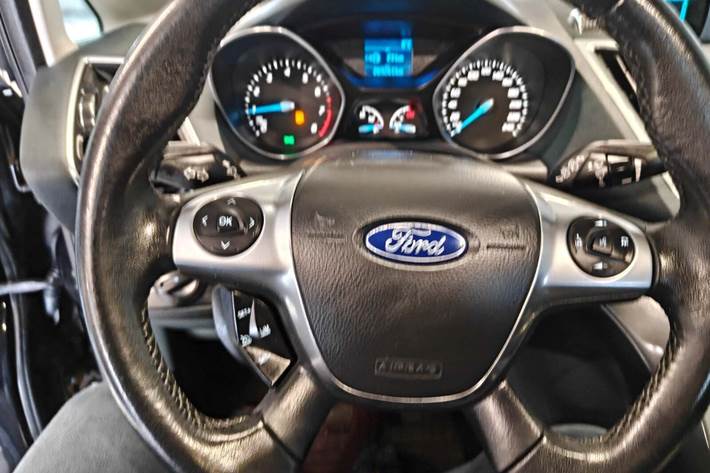 Gul Ford C-MAX fra 2013