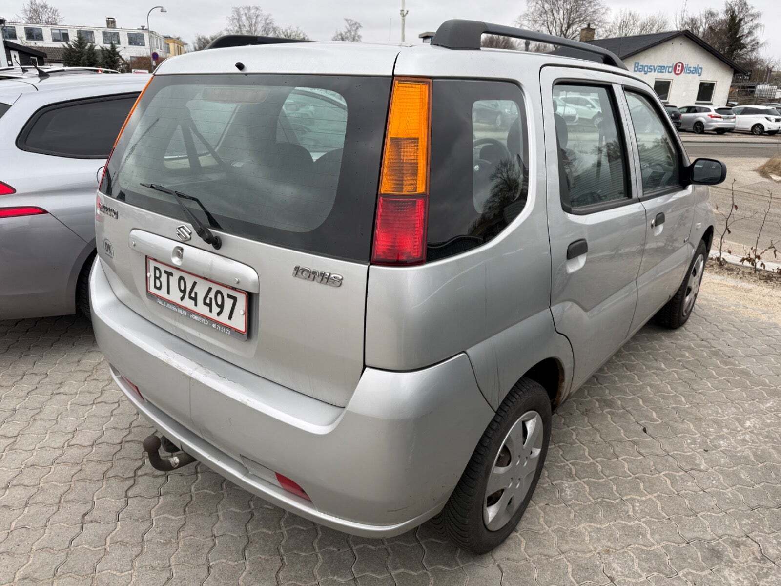 Sølv Suzuki Ignis fra 2004