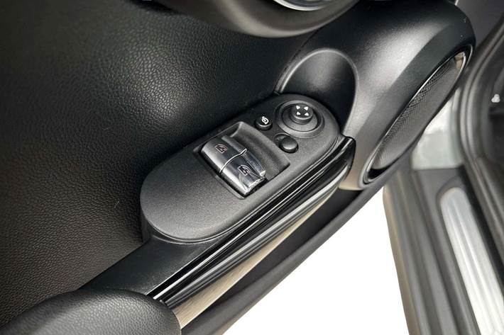 Grå Mini Cooper SE fra 2022