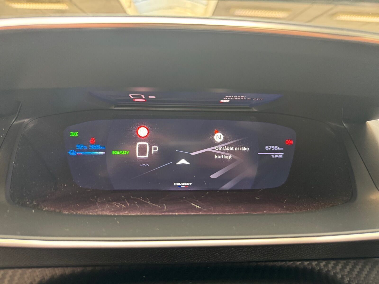 Sort Peugeot e-2008 fra 2025