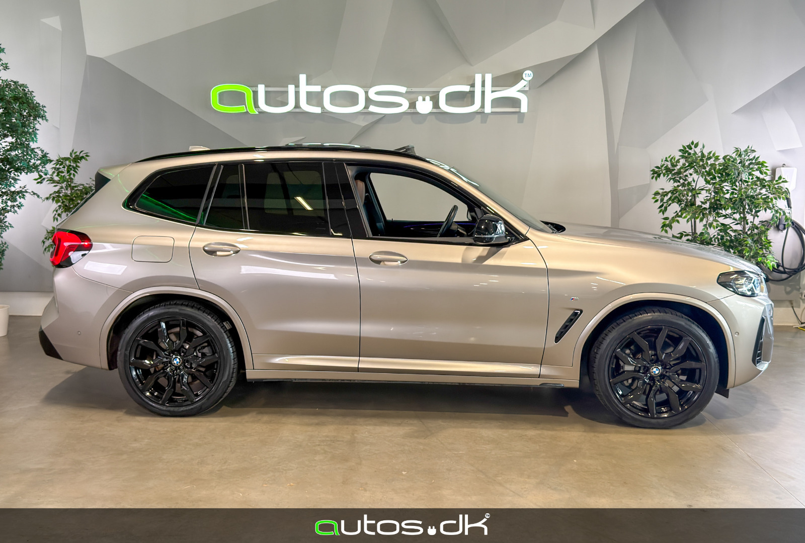 BMW iX3 Charged Plus M-Sport