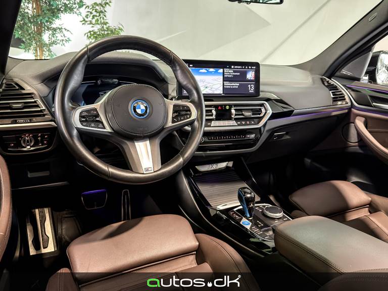 BMW iX3 Charged Plus M-Sport