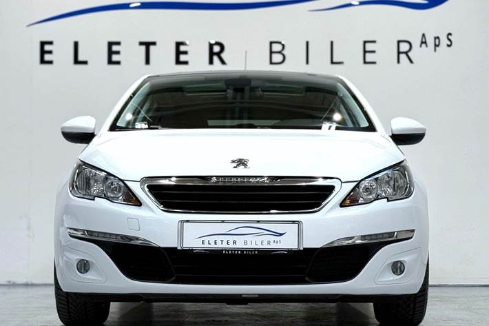 Hvid Peugeot 308 fra 2016