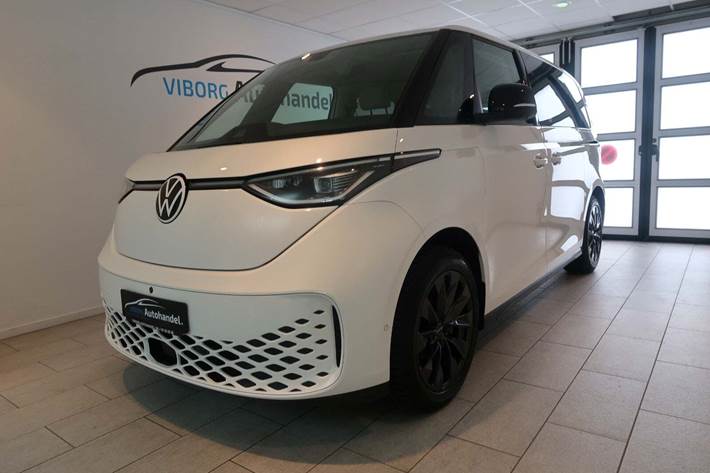 Hvid VW ID.Buzz fra 2023 set udefra