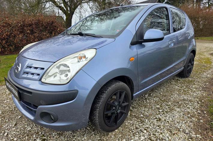 undefined Nissan Pixo fra 2012