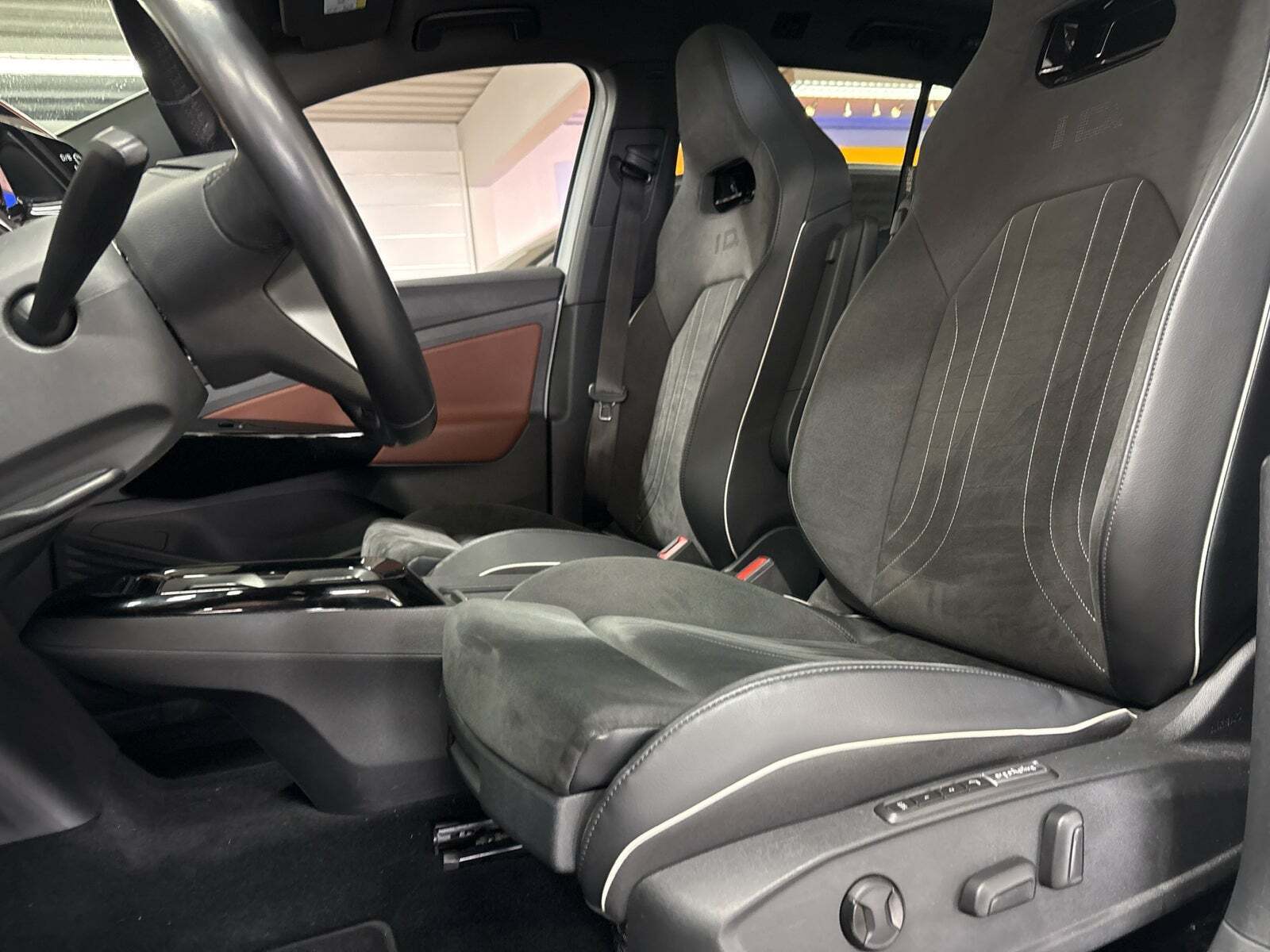 VW ID.4 77 1ST Pro Performance Max