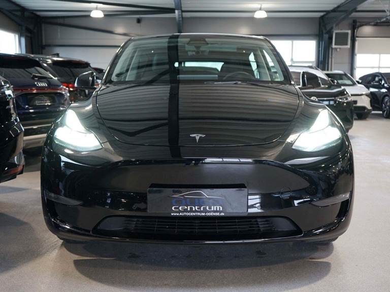 Tesla Model Y Long Range AWD