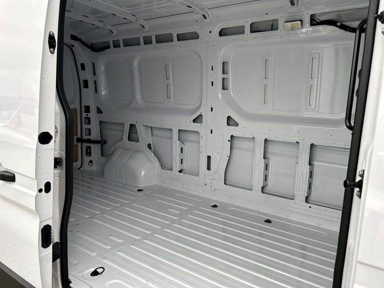 Renault Master V T35 87 E-Tech L3H2 Kassevogn Tekno