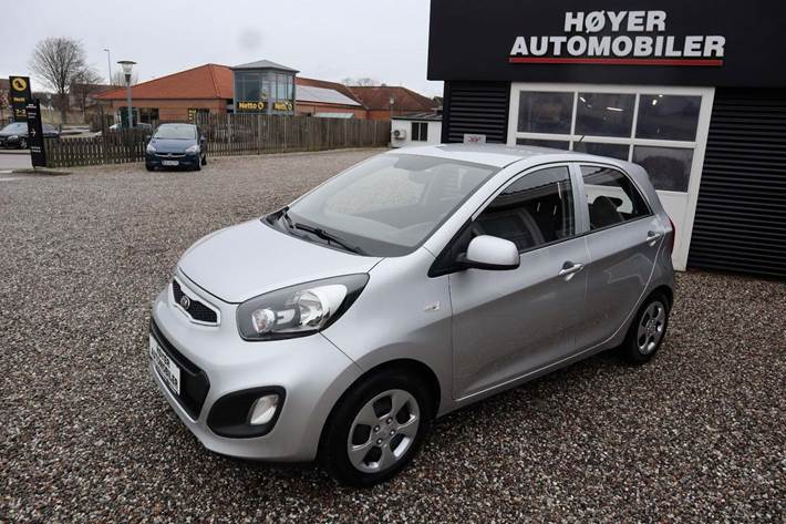 Sølv Kia Picanto fra 2012