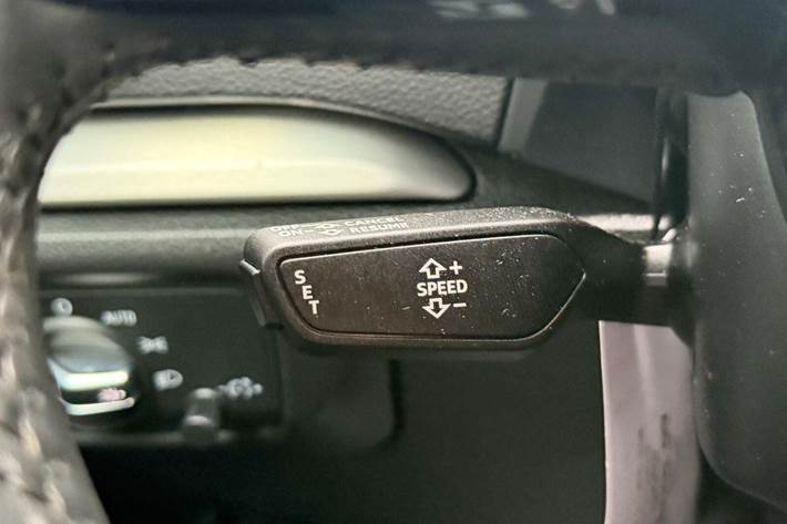 Grå Audi A3 fra 2019