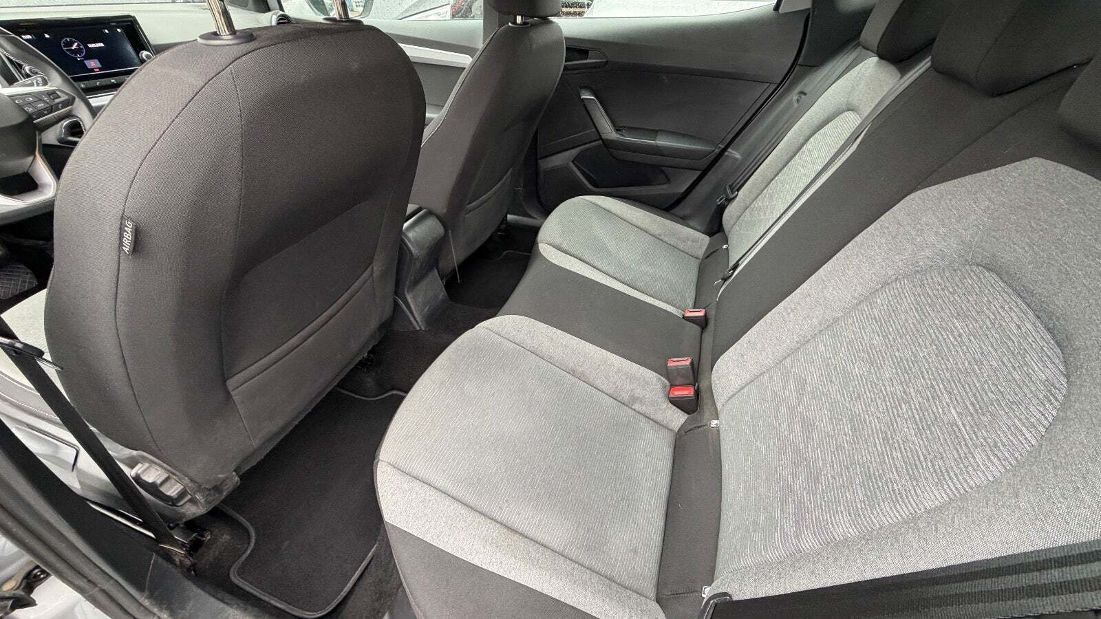 Grå Seat Ibiza fra 2022