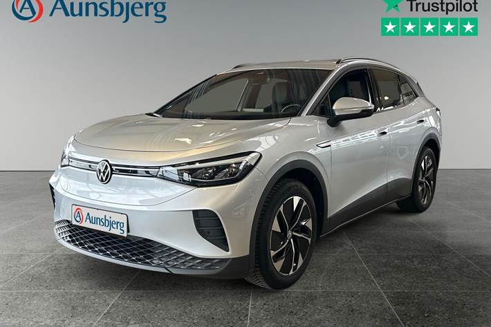 Sølv VW ID.4 fra 2023 set udefra