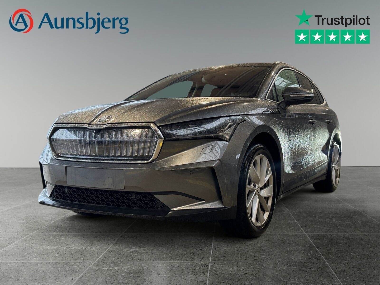 Grå Skoda Enyaq fra 2023