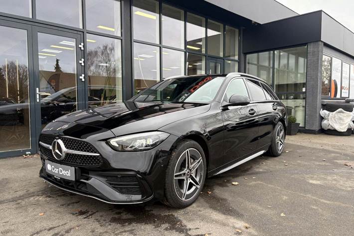 Sort Mercedes C300 e fra 2023