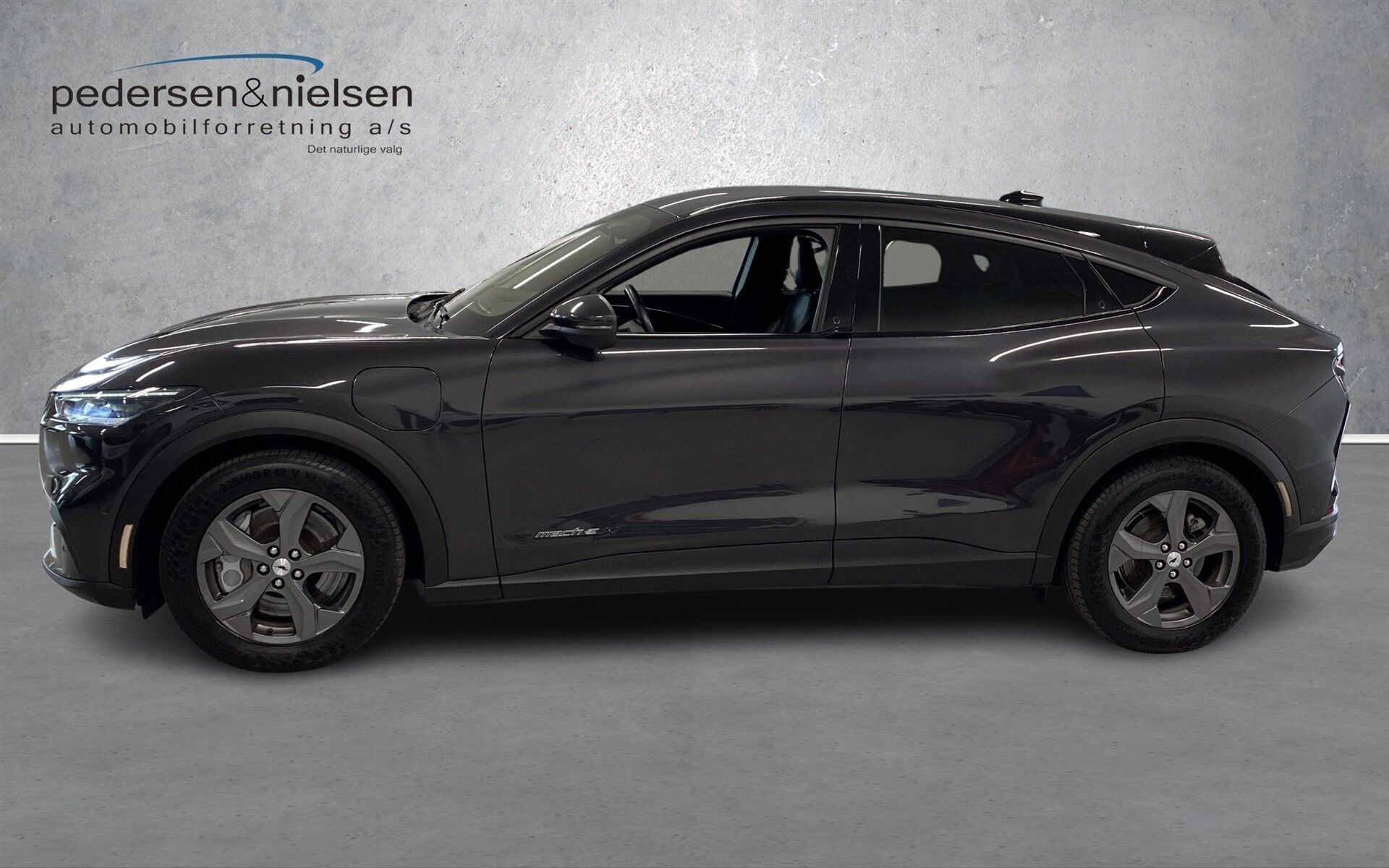 Ford Mustang Mach-E EL UR Premium AWD 351HK 5d Aut.