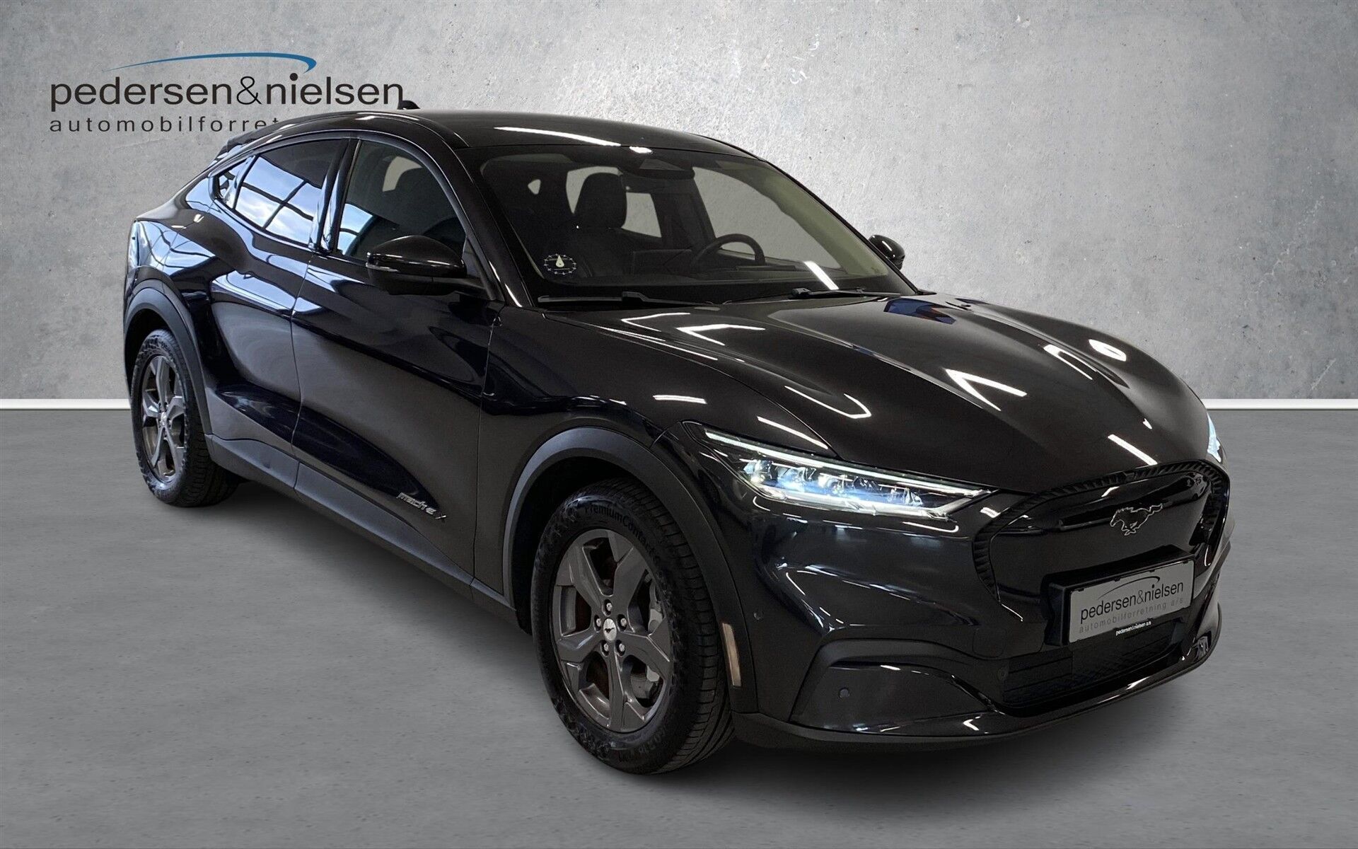 Ford Mustang Mach-E EL UR Premium AWD 351HK 5d Aut.