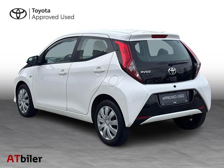 Toyota Aygo 1,0 VVT-I X-play + Go-pakke 72HK 5d