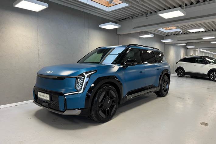 Blå Kia EV9 fra 2024