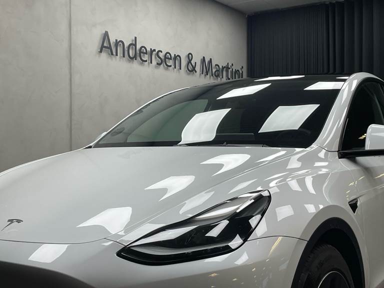 Tesla Model Y EL Long Range AWD 514HK 5d Aut.