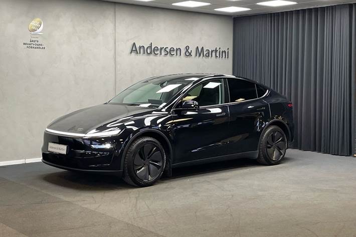 undefined Tesla Model Y fra 2025