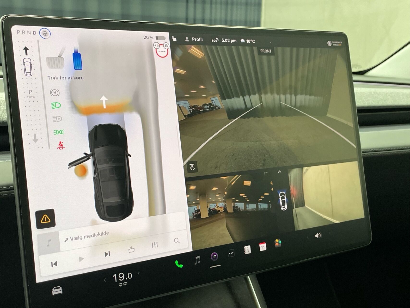 undefined Tesla Model Y fra 2025