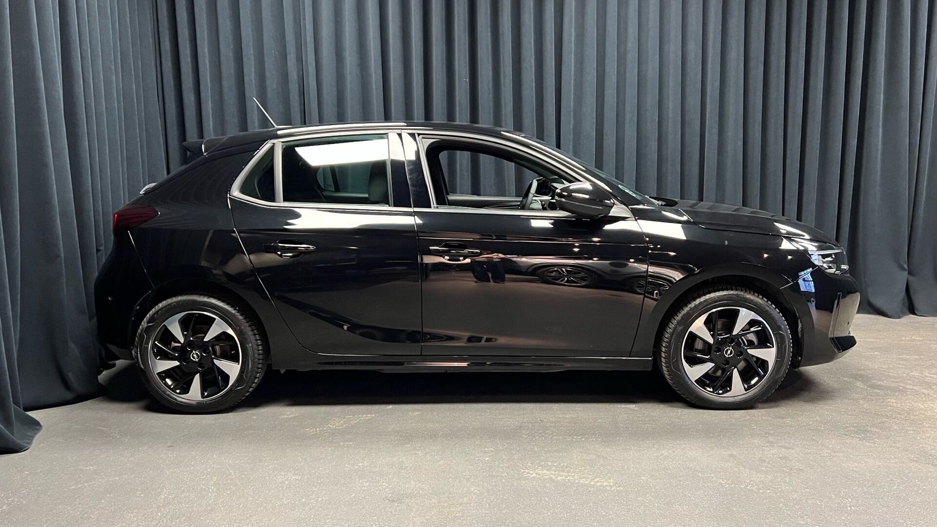 Opel Corsa-e EL GS 156HK 5d Aut.